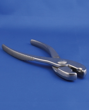 Removal pliers, for 8mm standard caps